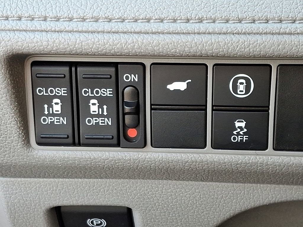 Used 2023 Honda Odyssey EX-L image 26