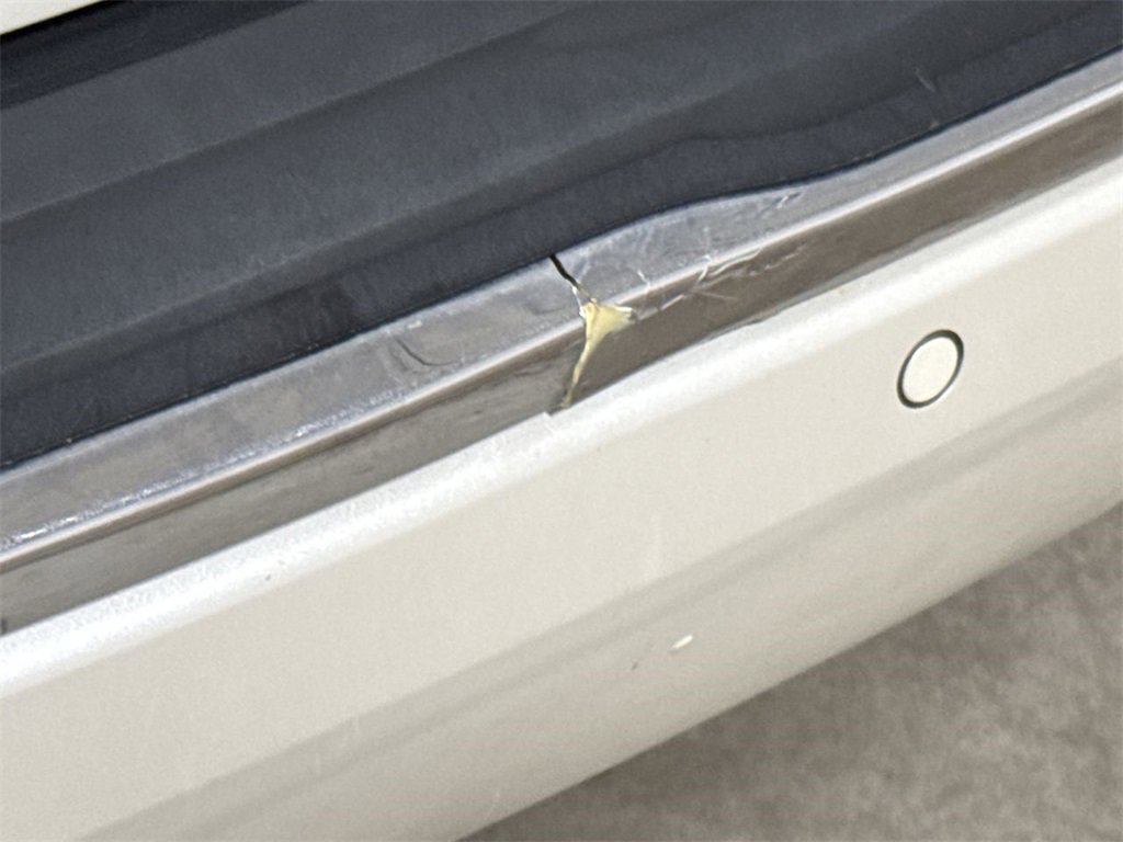 Used 2015 Chevrolet Suburban LTZ image 37