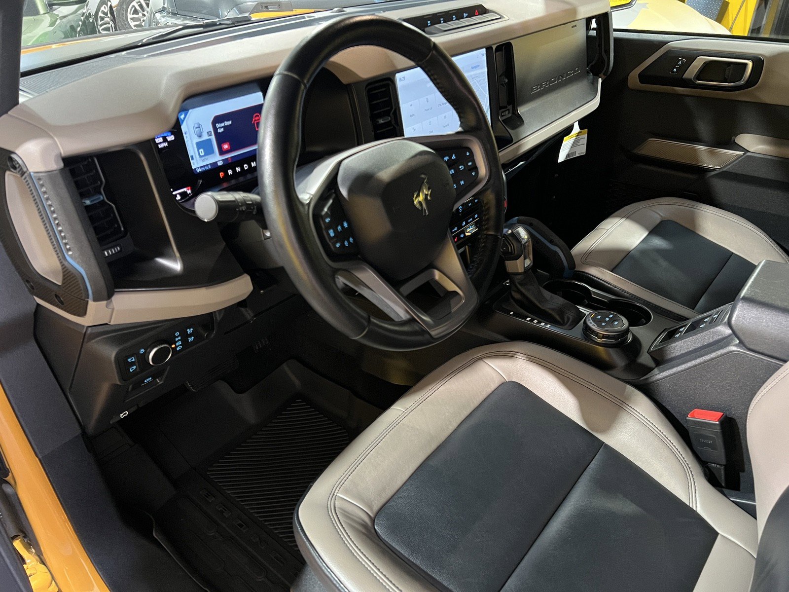 Used 2021 Ford Bronco Wildtrak image 13