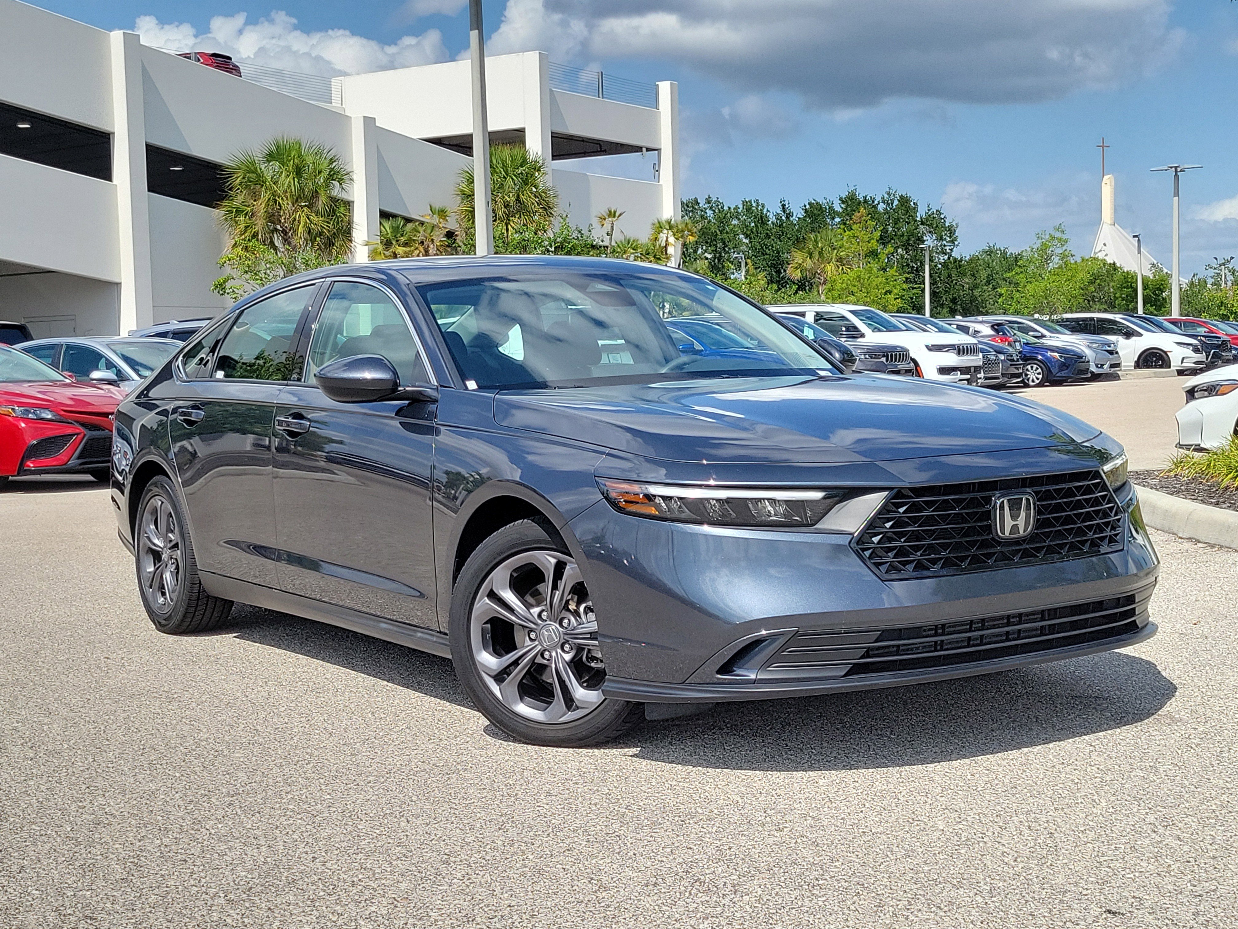 Used 2023 Honda Accord EX image 32