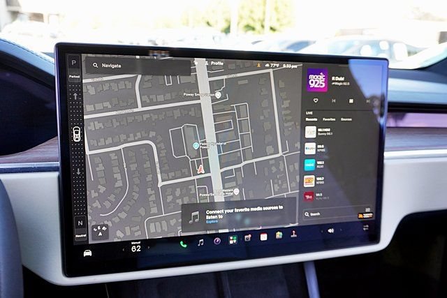 Used 2023 Tesla Model X AWD/4WD image 30