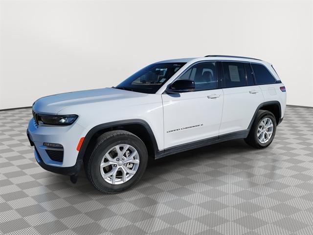 Used 2023 Jeep Grand Cherokee Limited image 1