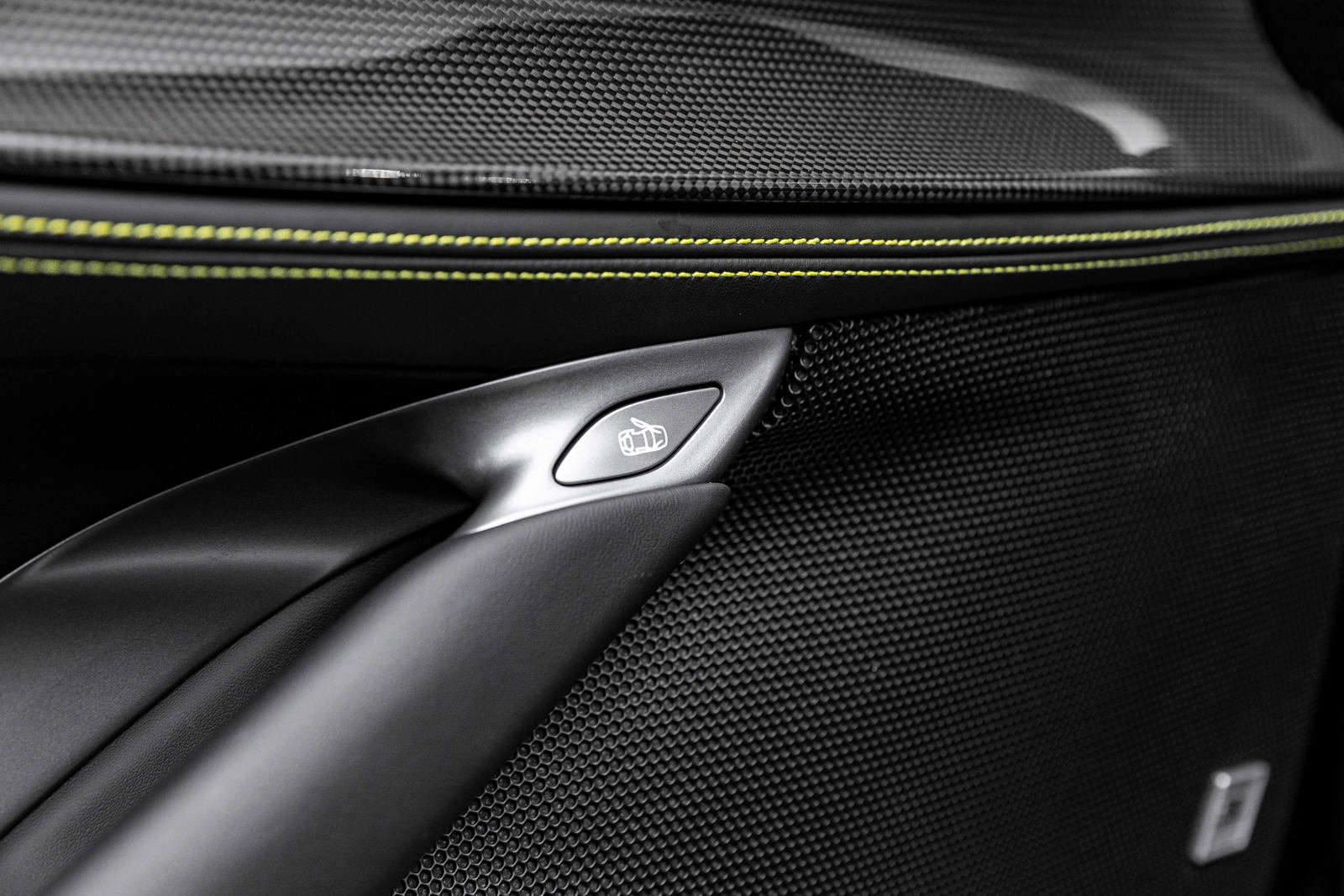 Certified 2024 Ferrari SF90 Spider image 21