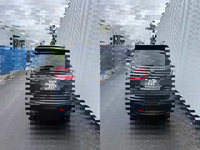 Certified 2024 Subaru Ascent Limited w/ Technology Package image 5