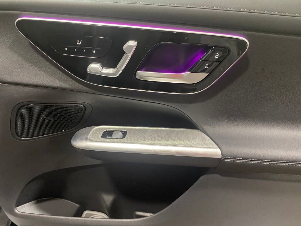 New 2026 Mercedes-Benz GLC 300 4MATIC image 22