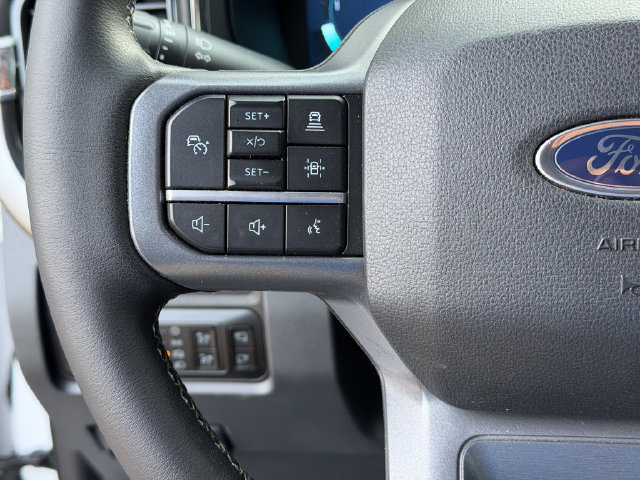 Used 2025 Ford F350 Lariat w/ Lariat Ultimate Package AWD/4WD image 11