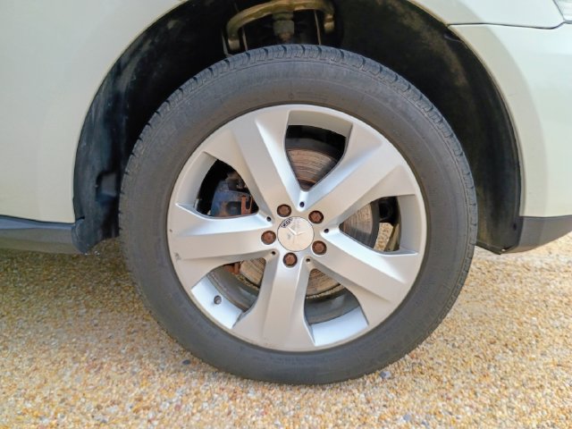 Used 2009 Mercedes-Benz ML 320 BlueTEC 4MATIC image 22
