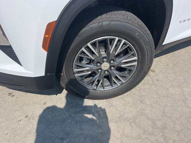 New 2026 Chevrolet Traverse LT w/ LPO, Floor Liner Package image 39