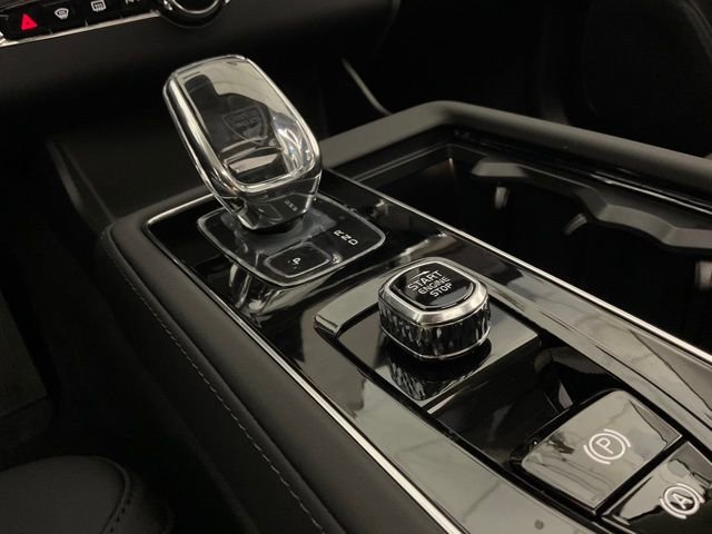 New 2026 Volvo XC90 B6 Plus w/ Protection Package Premier image 23