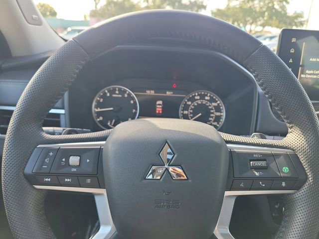 New 2025 Mitsubishi Outlander AWD image 23