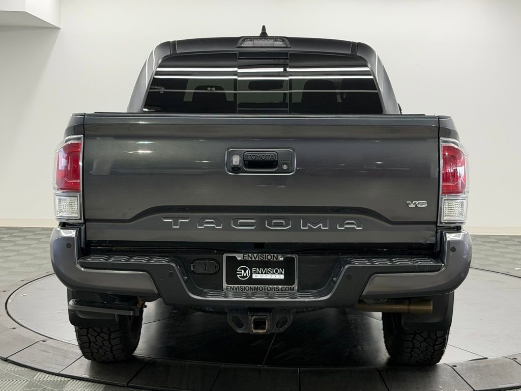 Used 2022 Toyota Tacoma TRD Off-Road w/ Technology Package image 9