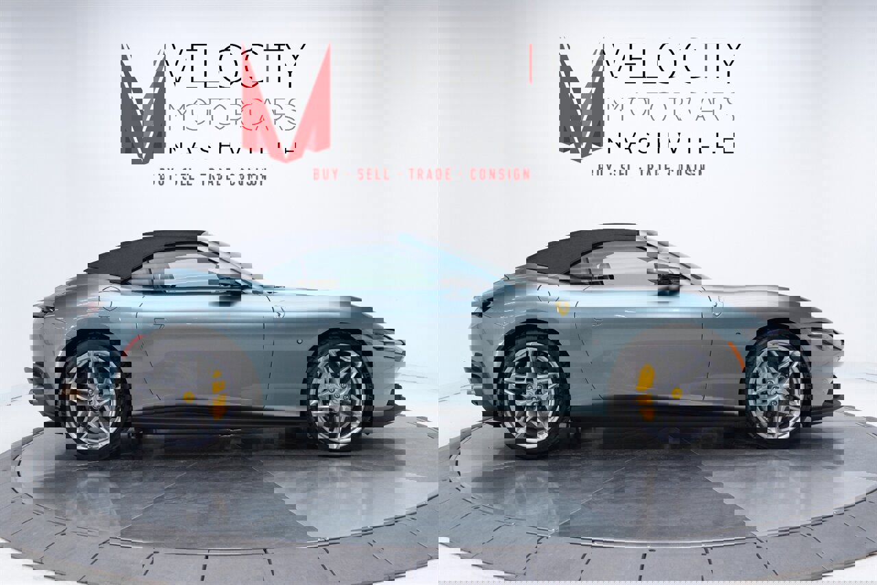 Used 2025 Ferrari Roma Spider image 5