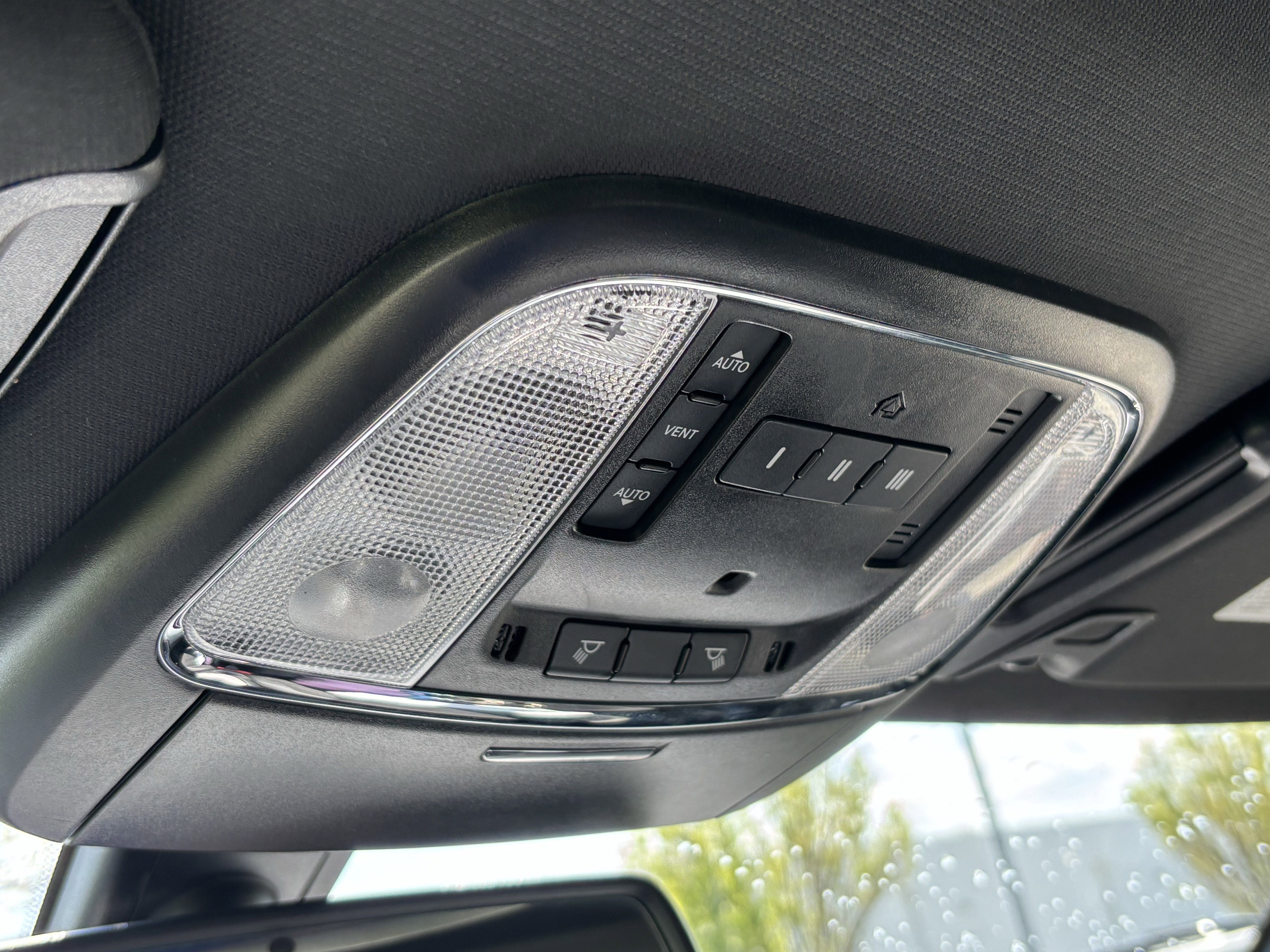 Used 2022 Dodge Charger R/T w/ Plus Group image 28