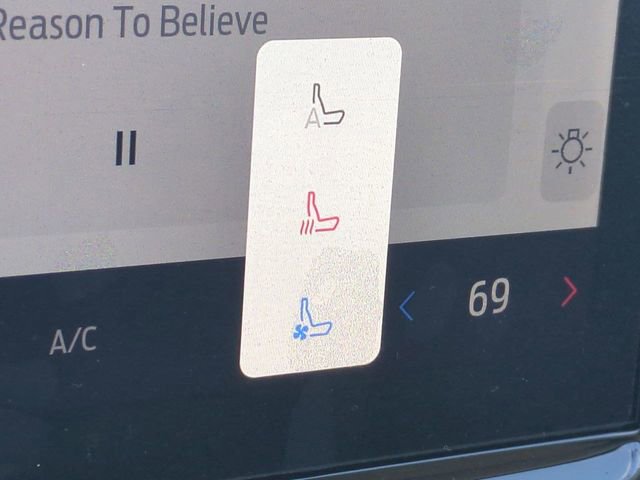 New 2025 Ford Expedition Platinum w/ Platinum Ultimate Package AWD/4WD image 22