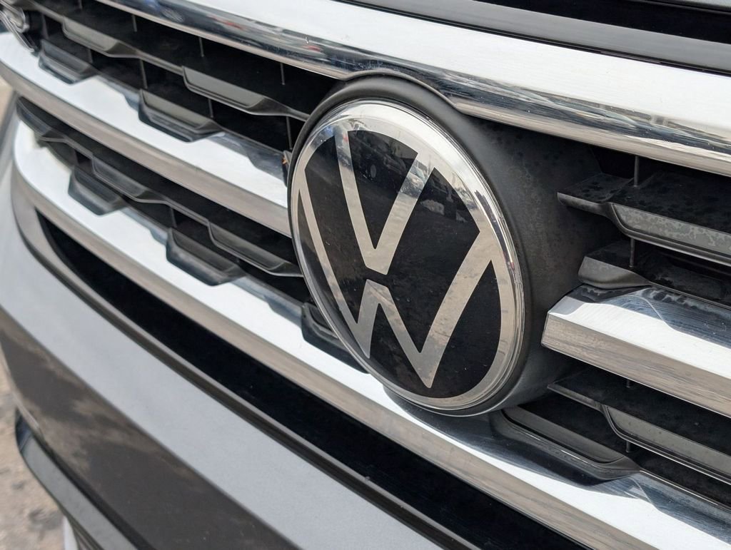 Used 2021 Volkswagen Atlas SE image 11