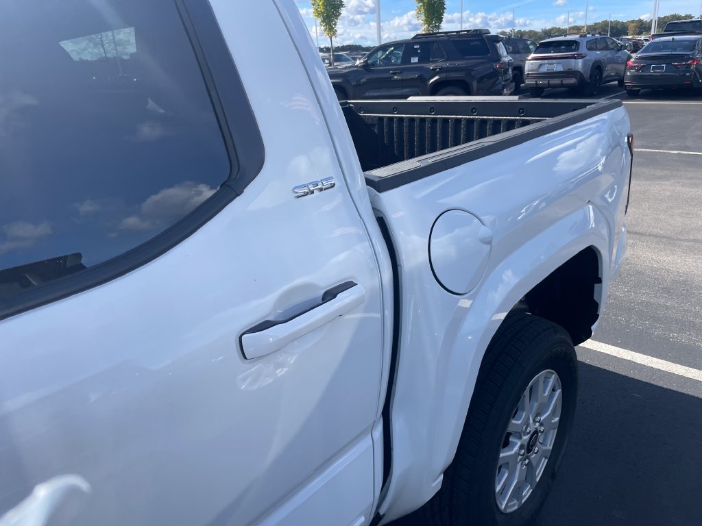 New 2026 Toyota Tacoma SR5 AWD/4WD image 4