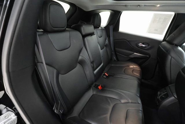 Used 2022 Jeep Cherokee Limited image 20