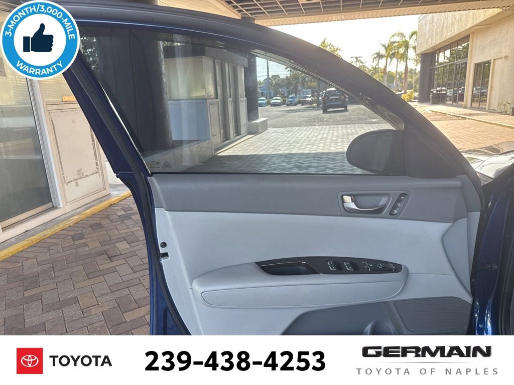 Used 2016 Kia Optima EX FWD image 19