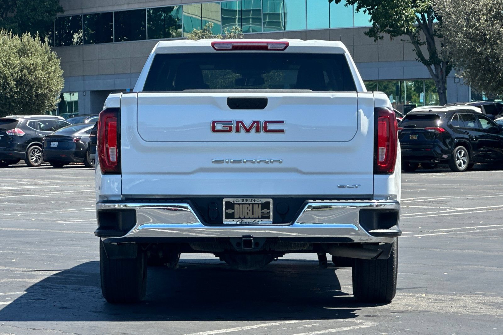Used 2025 GMC Sierra 1500 SLT RWD image 5
