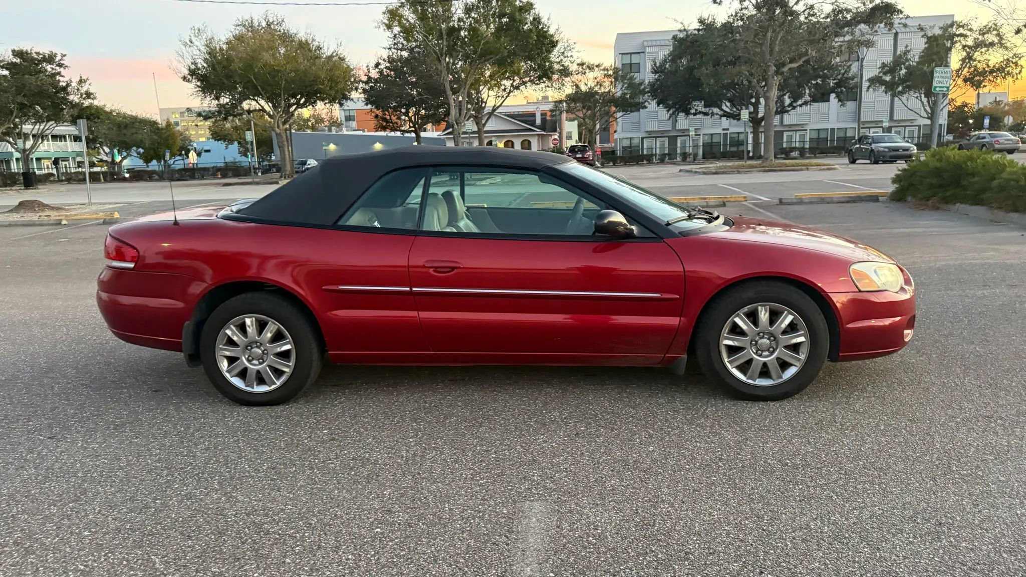 Used 2006 Chrysler Sebring Limited image 5