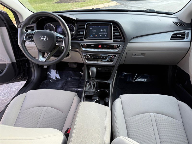 Used 2018 Hyundai Sonata SE FWD image 23