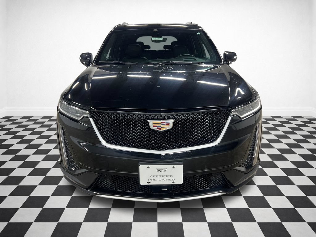 Used 2021 Cadillac XT6 Sport w/ Platinum Package AWD/4WD image 3