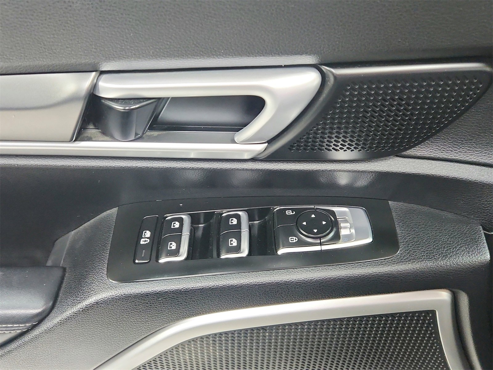 Used 2021 Kia Telluride LX image 28