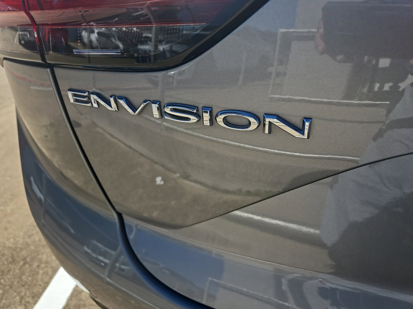 Used 2023 Buick Envision Essence w/ Technology Package I FWD image 7