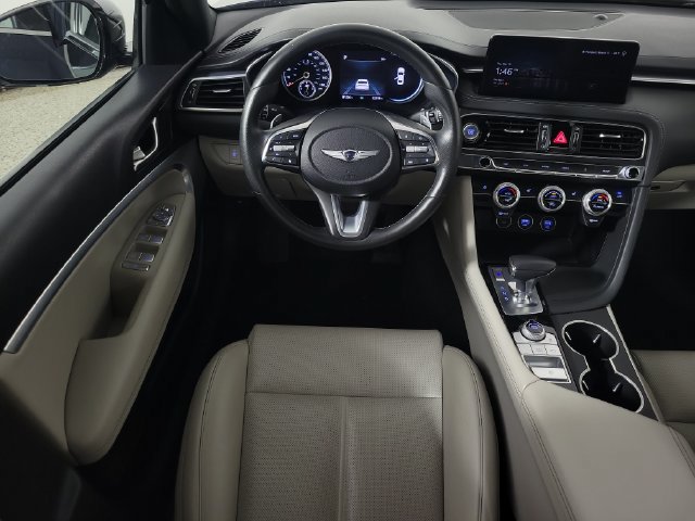 Used 2023 Genesis G70 2.0T RWD image 10
