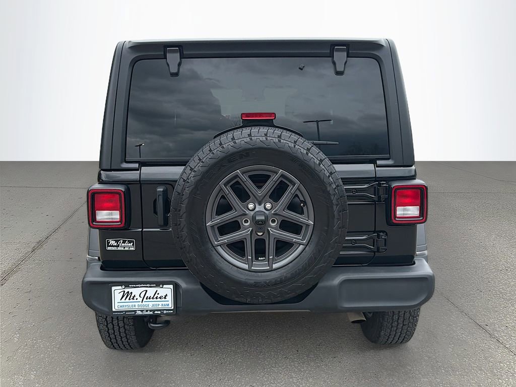 Used 2024 Jeep Wrangler Sport S image 5