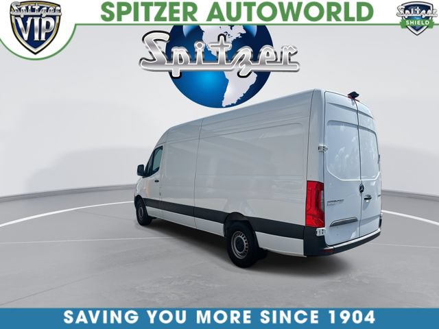 Used 2025 Mercedes-Benz Sprinter 2500 image 7