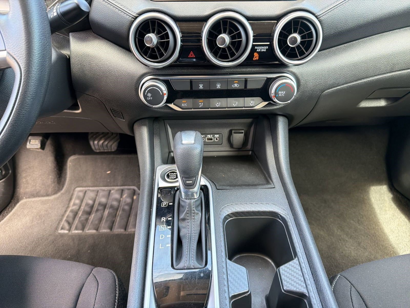 Used 2024 Nissan Sentra SV image 18