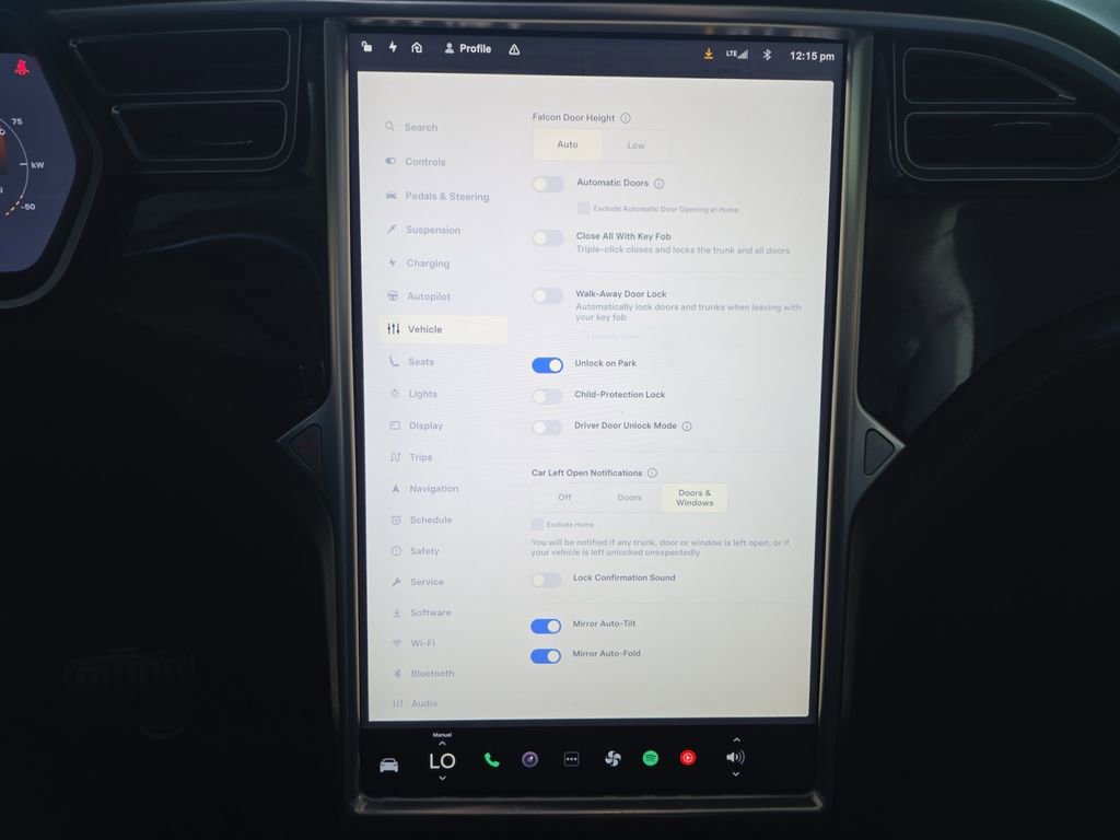Used 2016 Tesla Model X 90D image 23