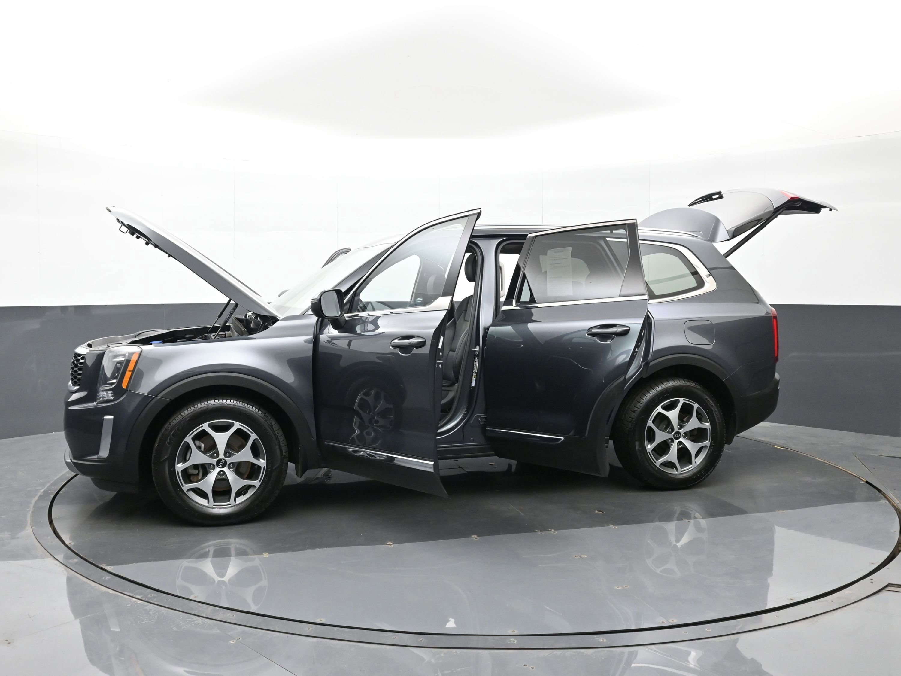 Used 2021 Kia Telluride EX image 51
