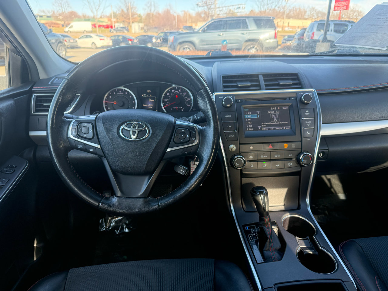 Used 2017 Toyota Camry XLE image 8