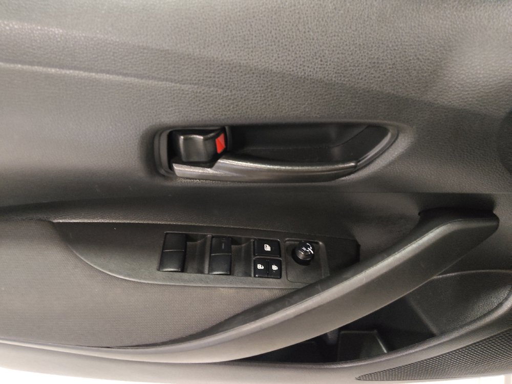 Used 2022 Toyota Corolla LE FWD image 27