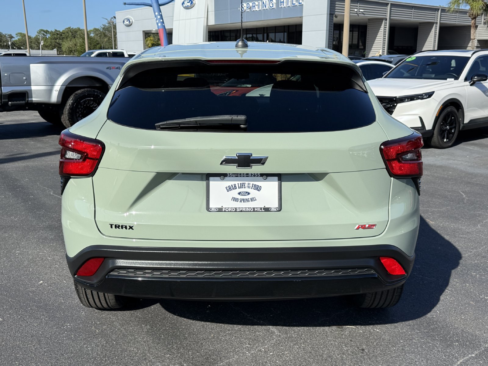 Used 2024 Chevrolet Trax RS w/ Driver Confidence Package FWD image 6