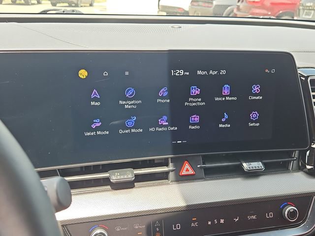 Used 2025 Kia Sportage SX image 20