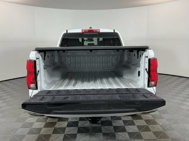Used 2024 Chevrolet Colorado LT w/ LT Convenience Package III AWD/4WD image 7