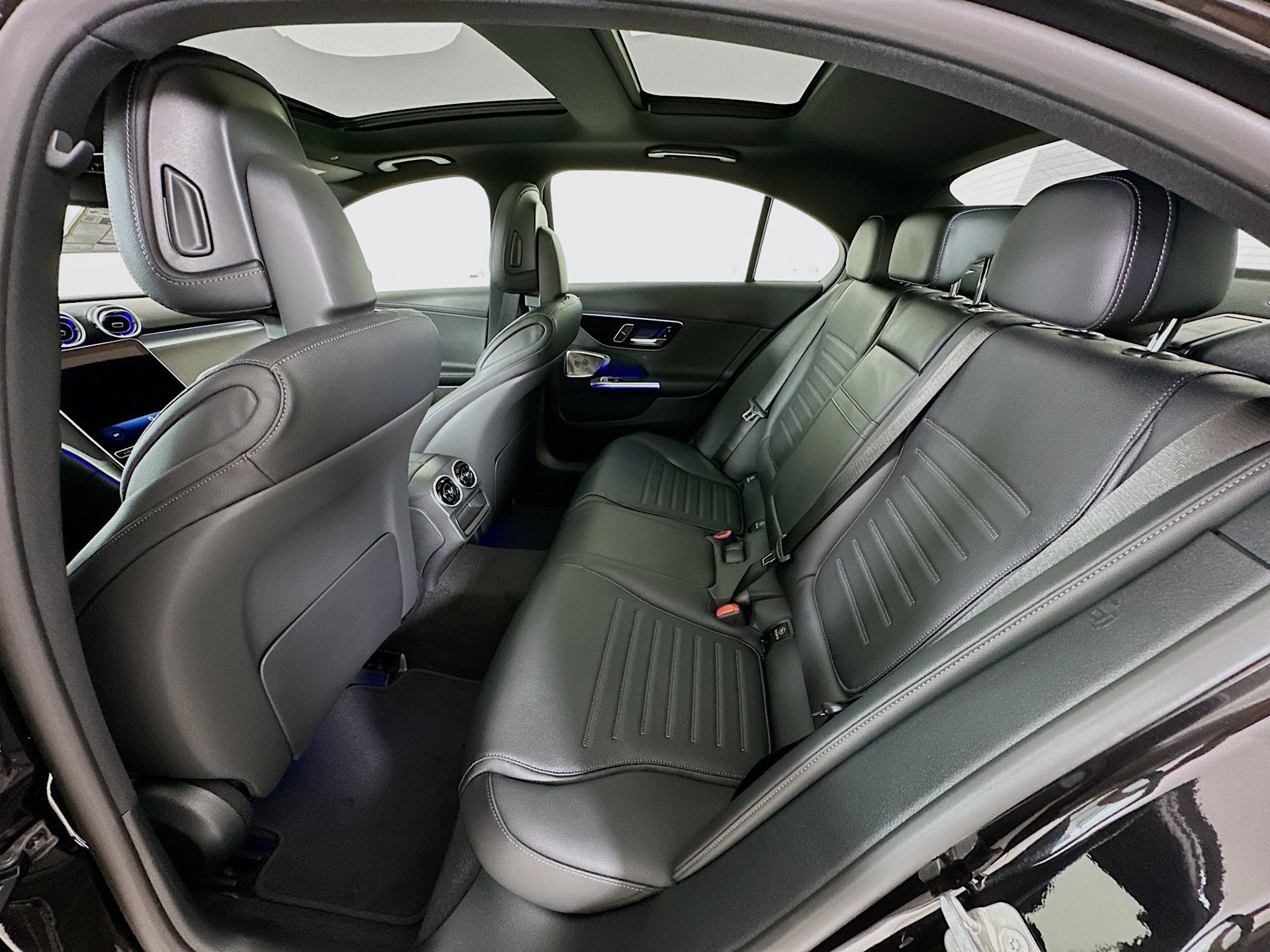 New 2026 Mercedes-Benz C 300 Sedan image 27
