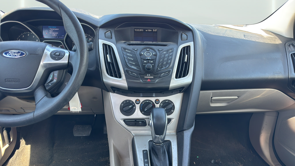 Used 2013 Ford Focus SE w/ Super Fuel Economy (SFE) Pkg FWD image 15