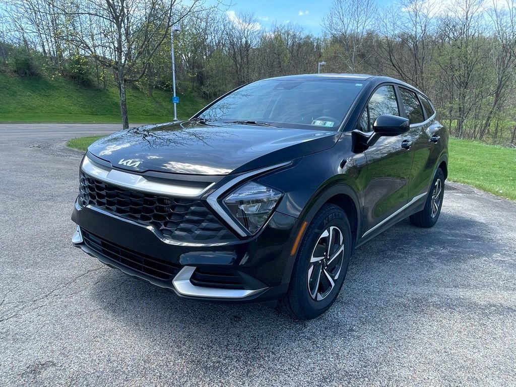 Used 2023 Kia Sportage LX image 7