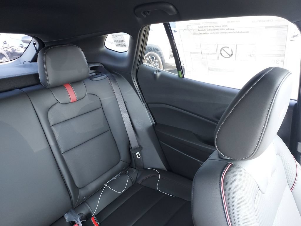 New 2026 Chevrolet Trax RS w/ Driver Confidence Package FWD image 14