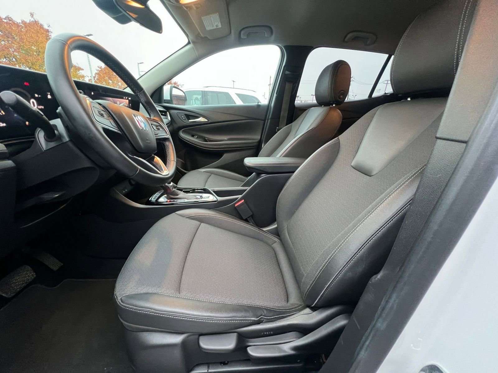 Used 2025 Buick Encore GX Preferred image 27