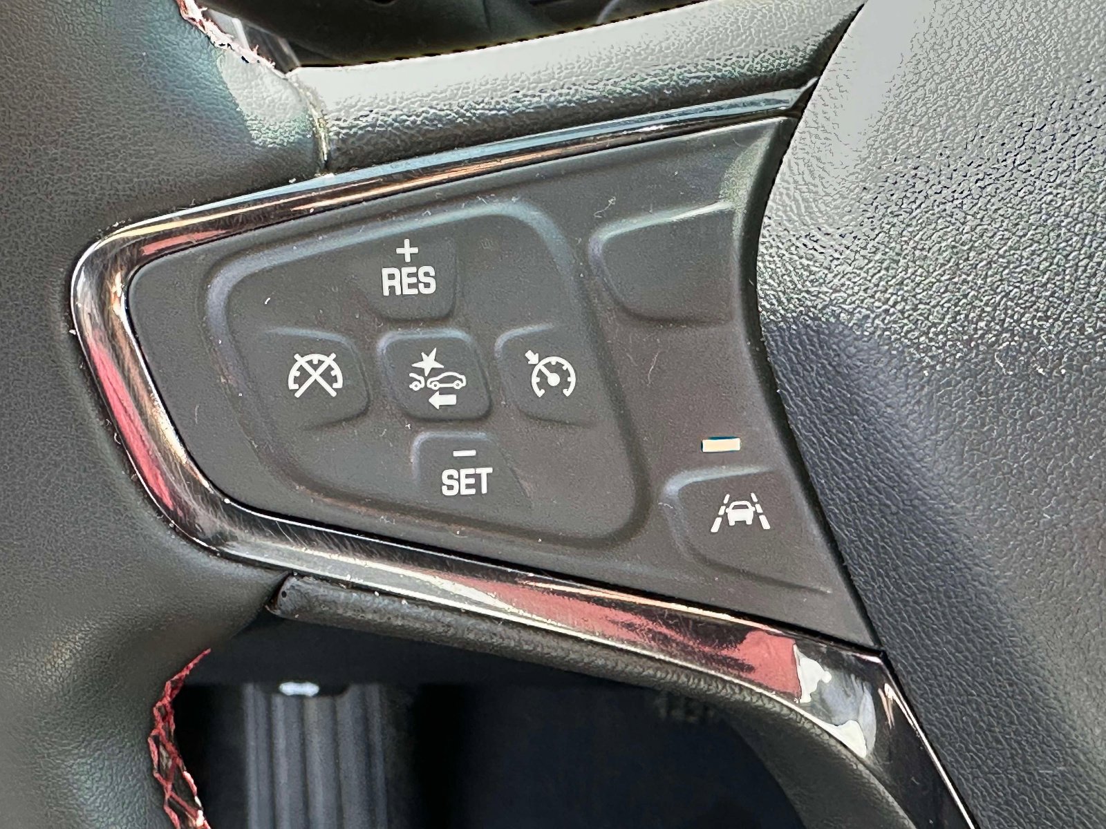 Certified 2023 Chevrolet Equinox RS image 21