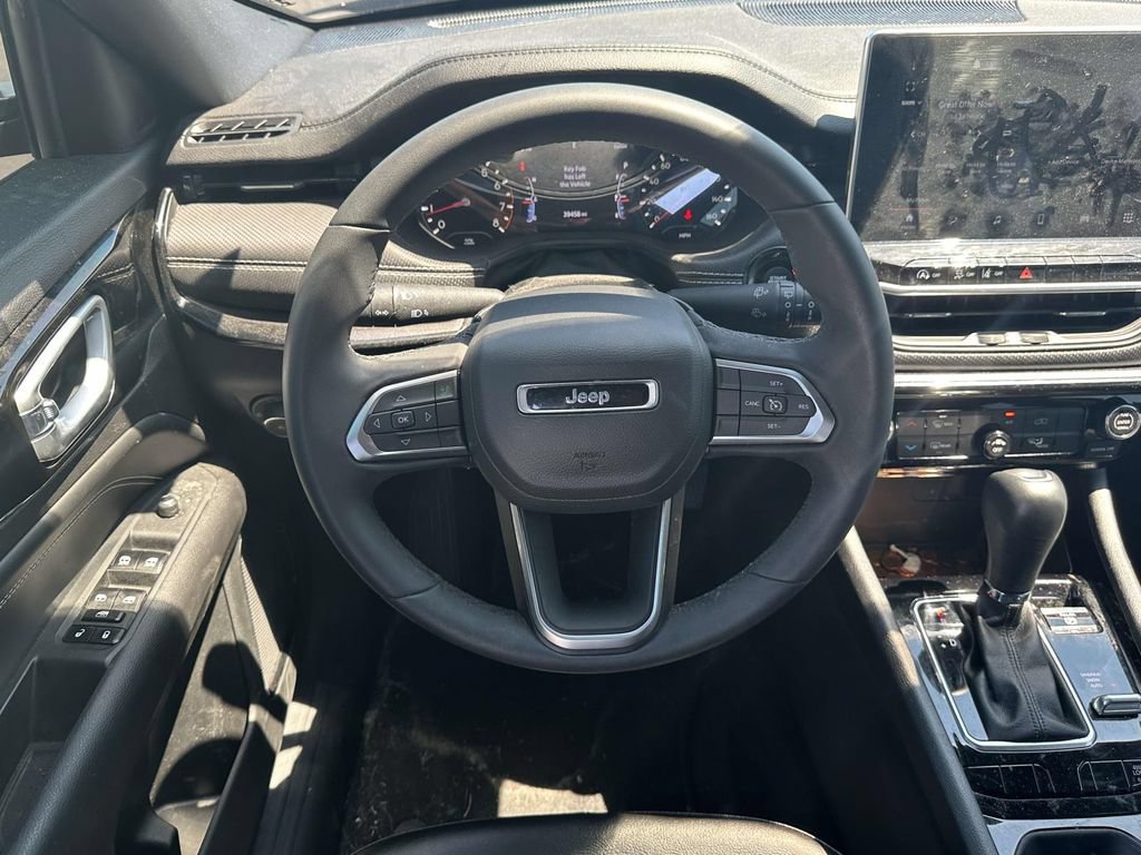 Used 2023 Jeep Compass Latitude AWD/4WD image 14