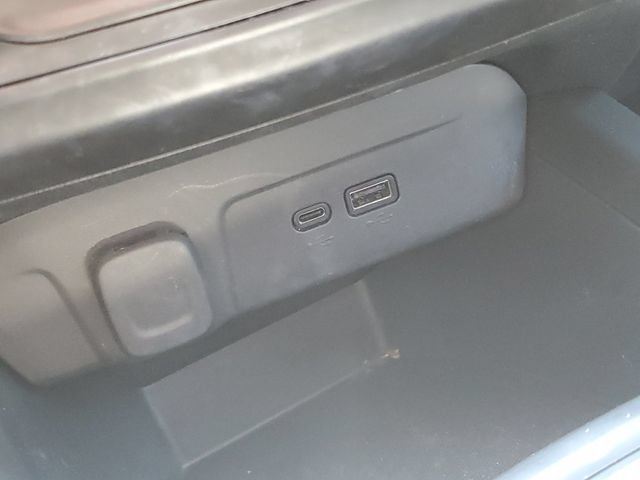Certified 2024 Chevrolet Trax LS w/ LS Convenience Package FWD image 16