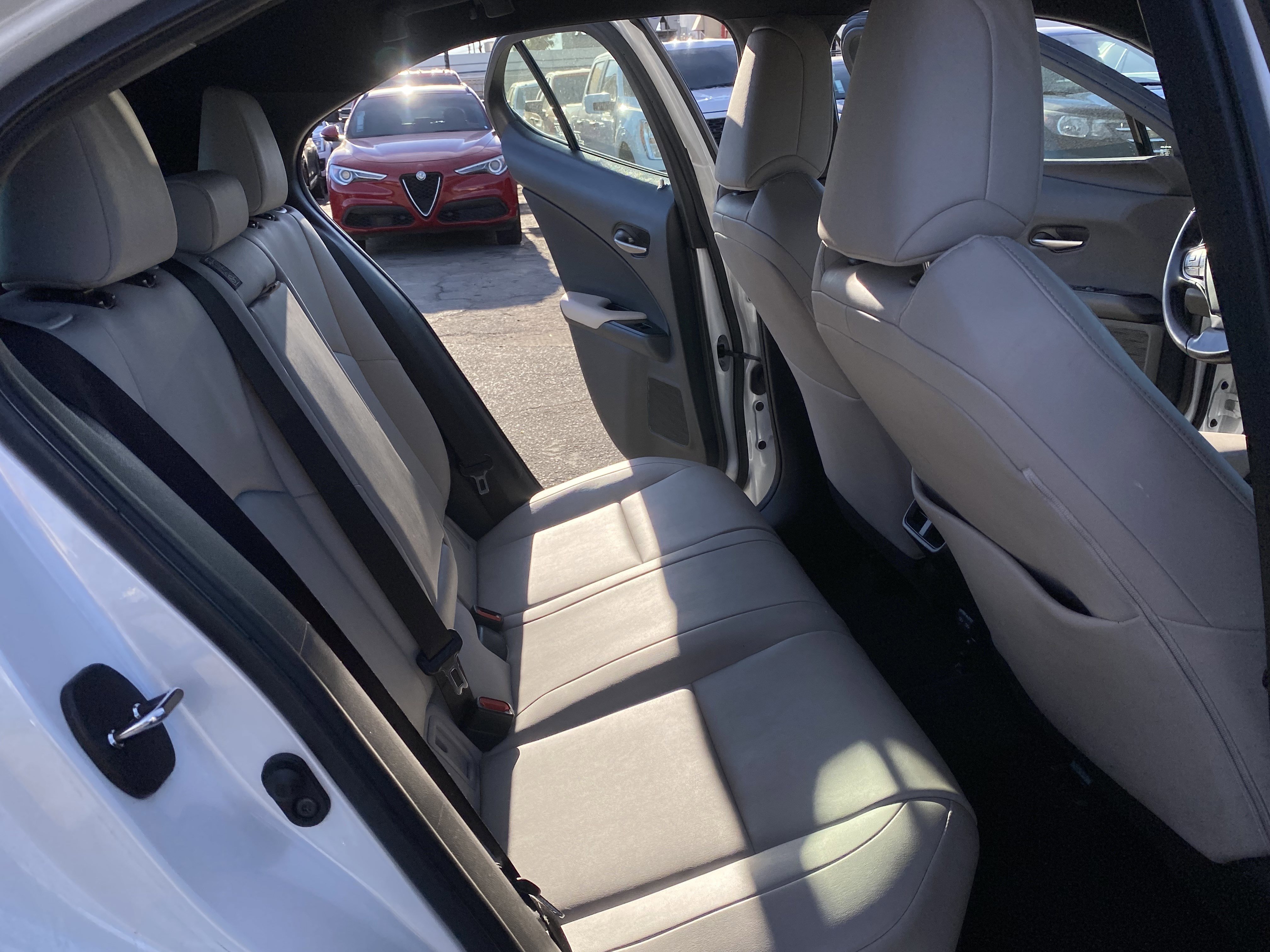 Used 2022 Lexus UX 250h w/ Accessory Package (Z1) image 23