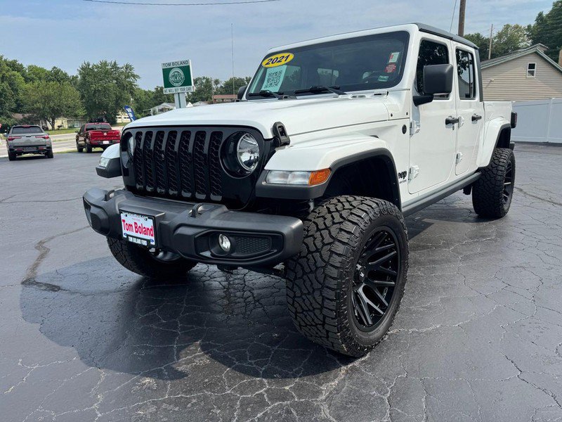 Used 2021 Jeep Gladiator Sport AWD/4WD image 3