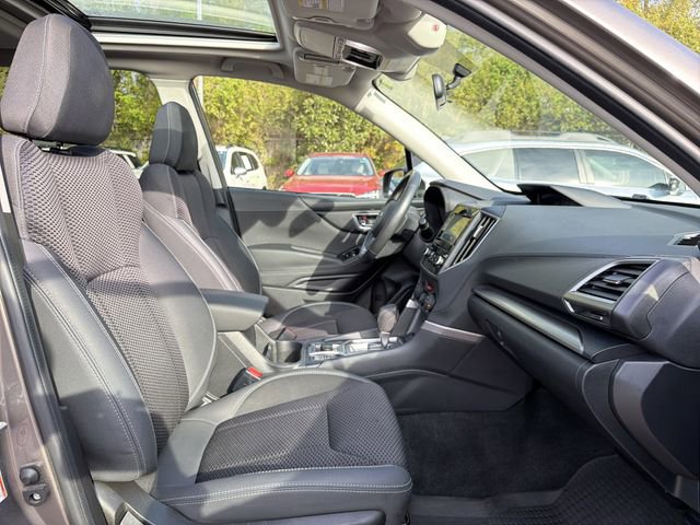 Used 2020 Subaru Forester Premium image 17